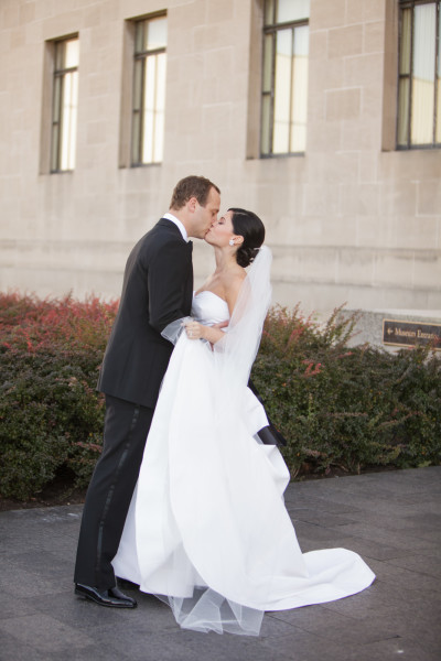 Classic Nelson Atkins Museum Wedding Kansas City