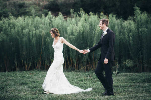 Modern Rustic Kansas City wedding by Simple Elegance Wedding Coordination