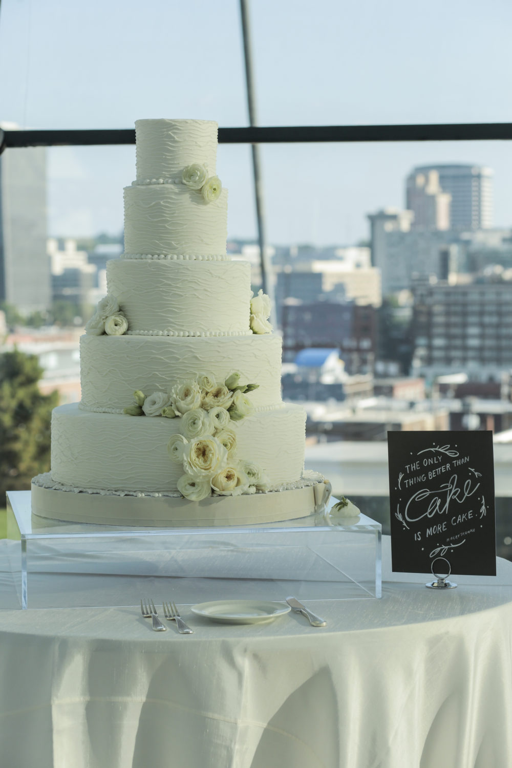 classic white wedding cake