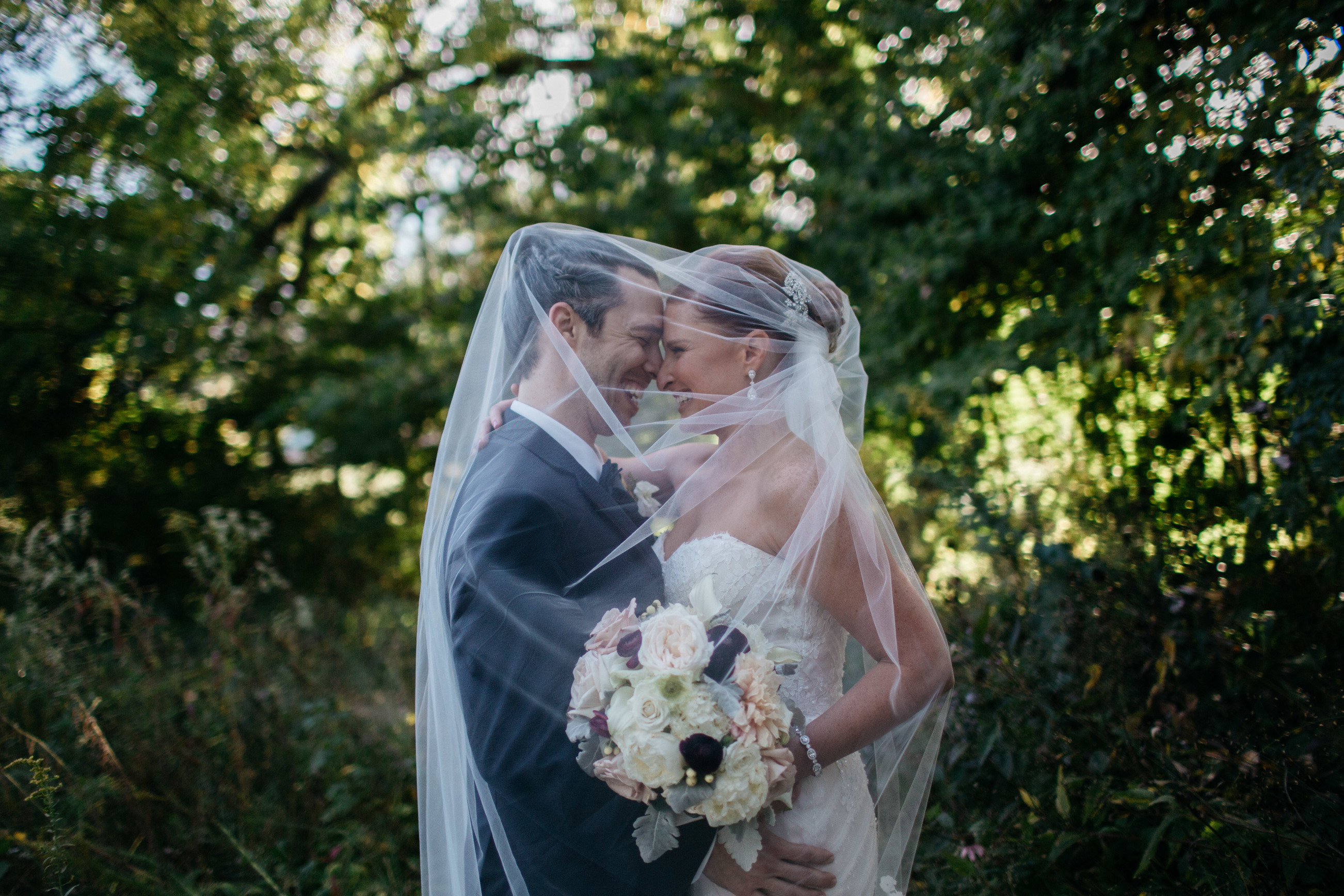 Real Weddings: Ali + Owen – Kansas City