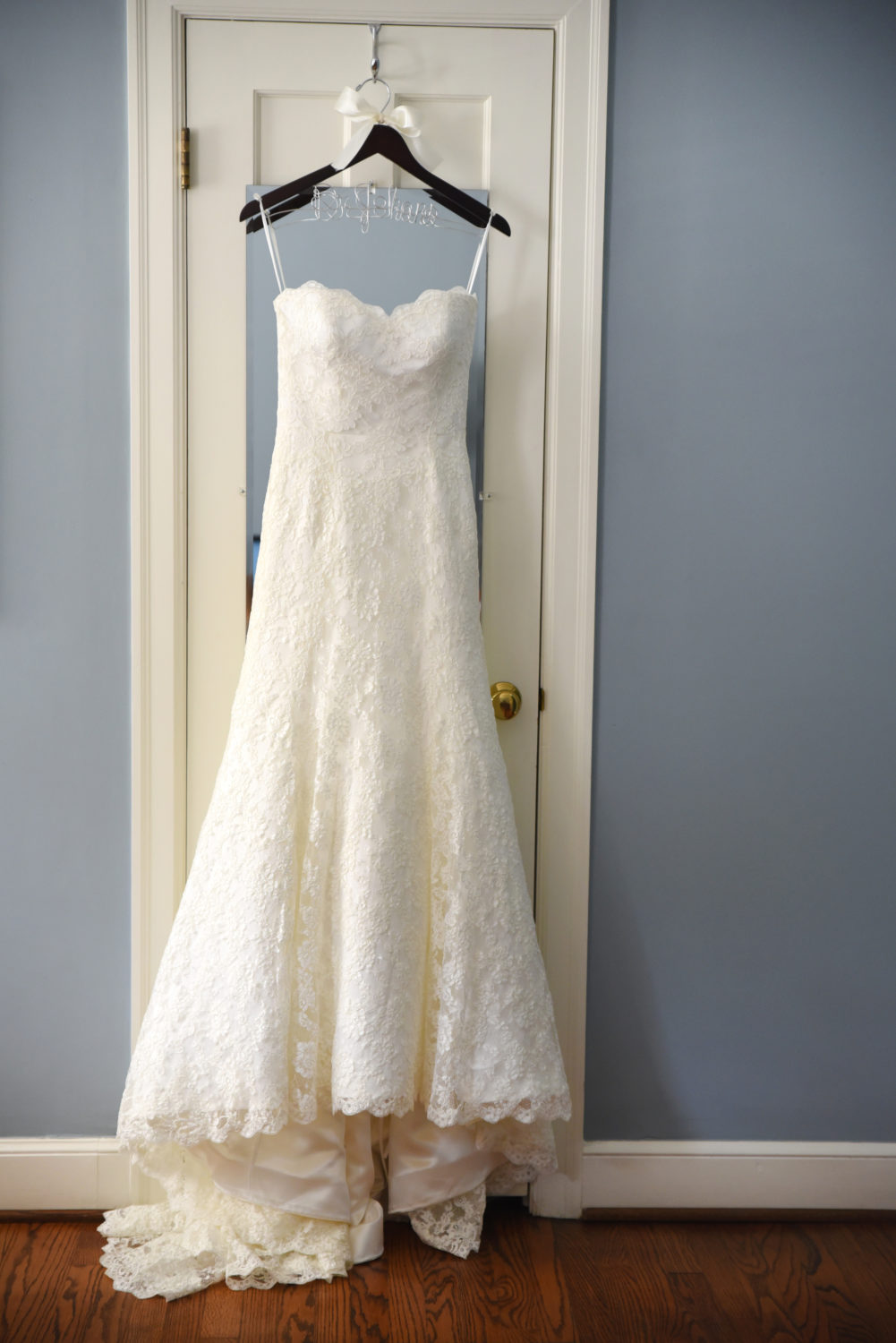 lace bridal gown
