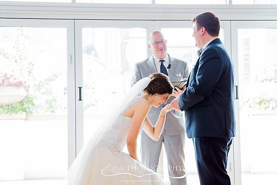 Real Weddings: Nicole + Calvin – Modern Gallery Event Space Wedding