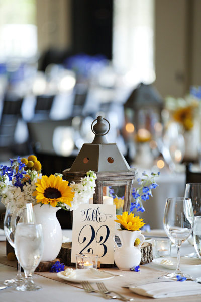 rustic elegant wedding floral Sidelines Floral
