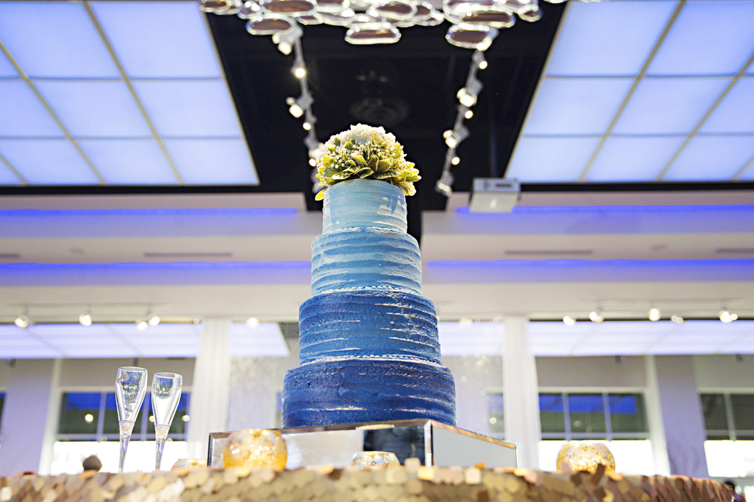 blue wedding cake
