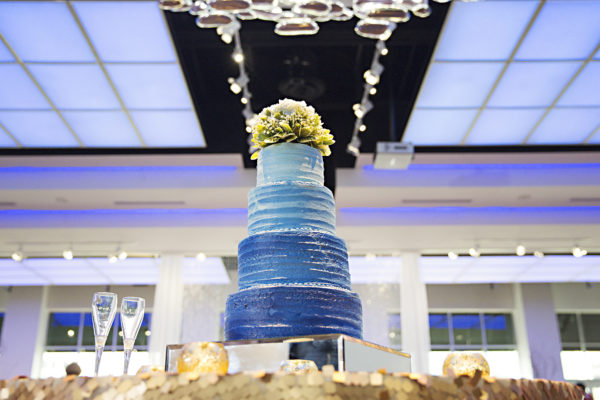 blue wedding cake