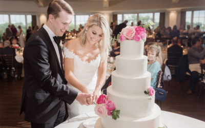 Reagan & Alex’s Kansas City Carriage Club Wedding