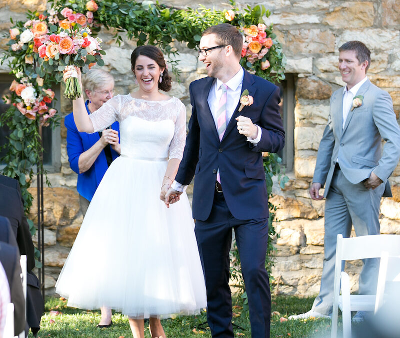 Rachelle + Ben Natural Kansas City Wedding