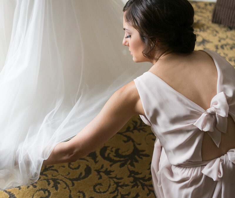 Melanie + Bryan – Romantic Hobbs Building Wedding