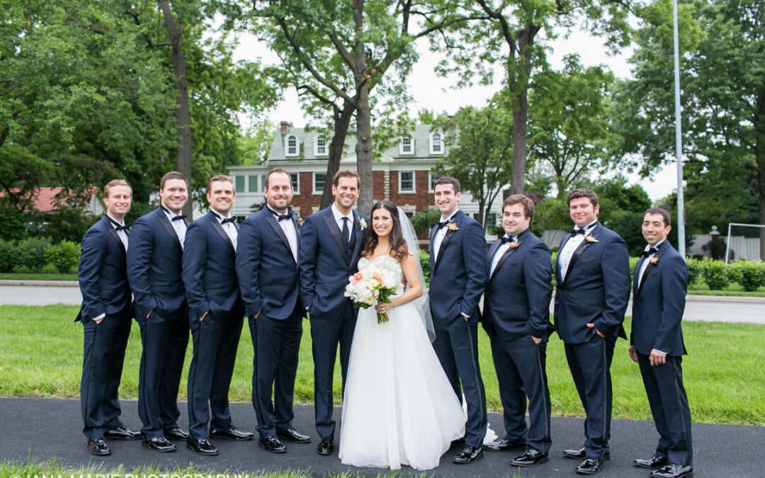Melanie + Bryan – Romantic Hobbs Building Wedding
