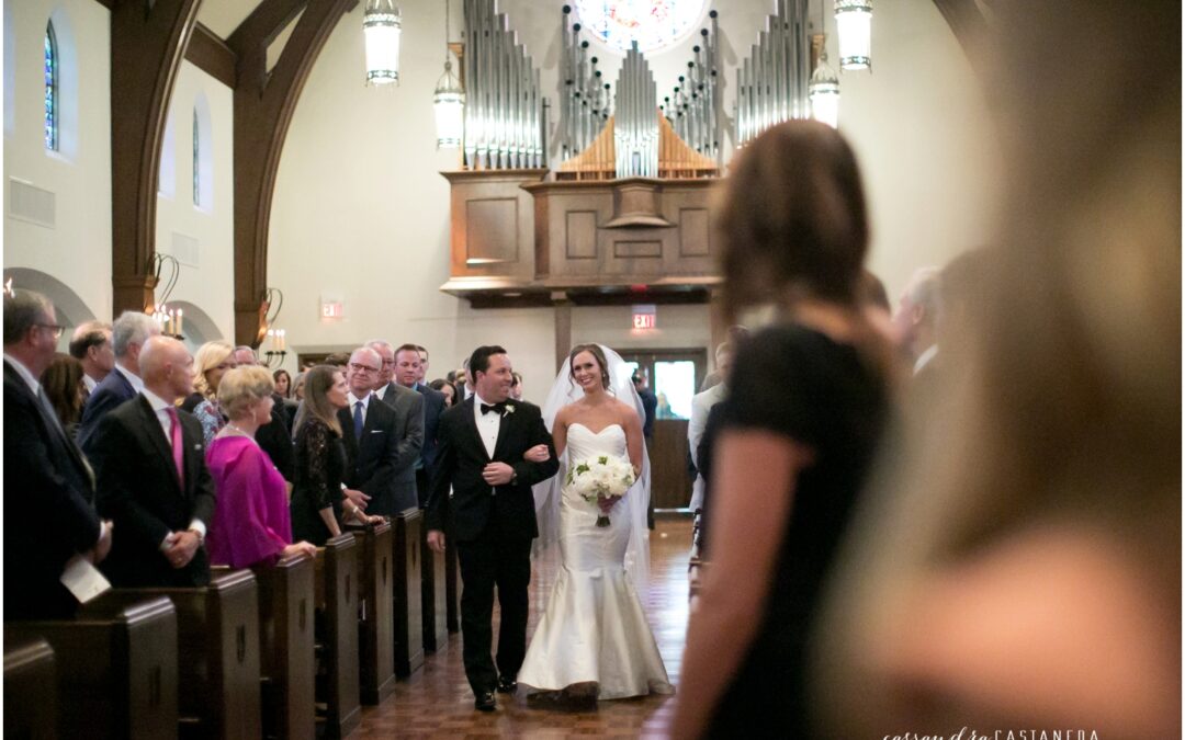 Simple Elegance Classic KC Country Club Wedding