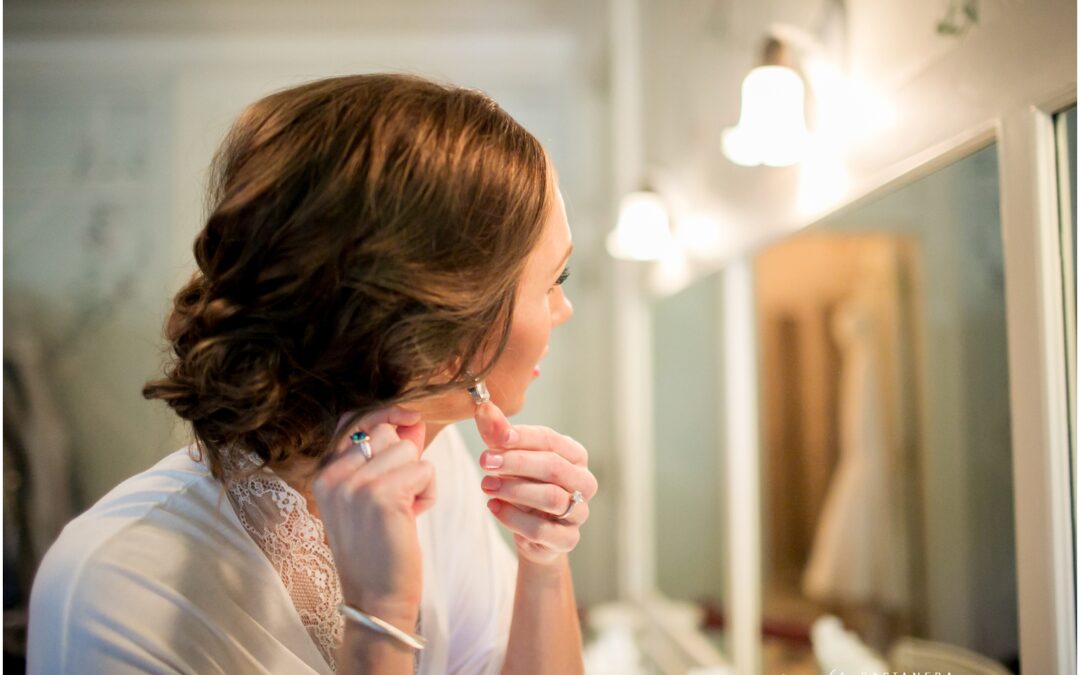 Simple Elegance Classic KC Country Club Wedding