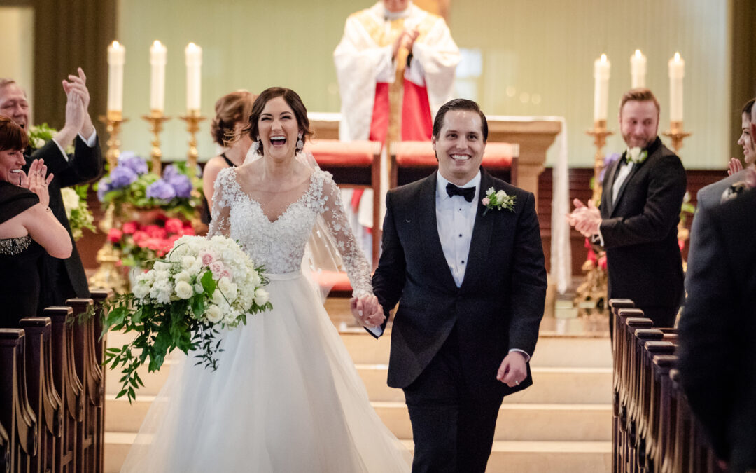 Kelsie + Taylor -Simple Elegance Real Wedding