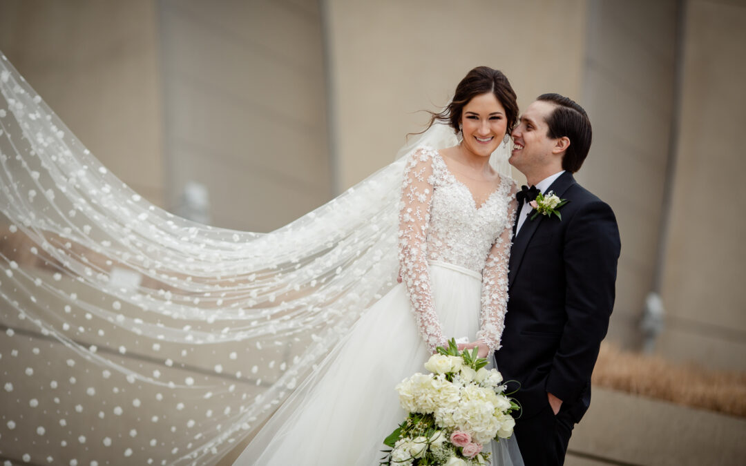 Kelsie + Taylor -Simple Elegance Real Wedding