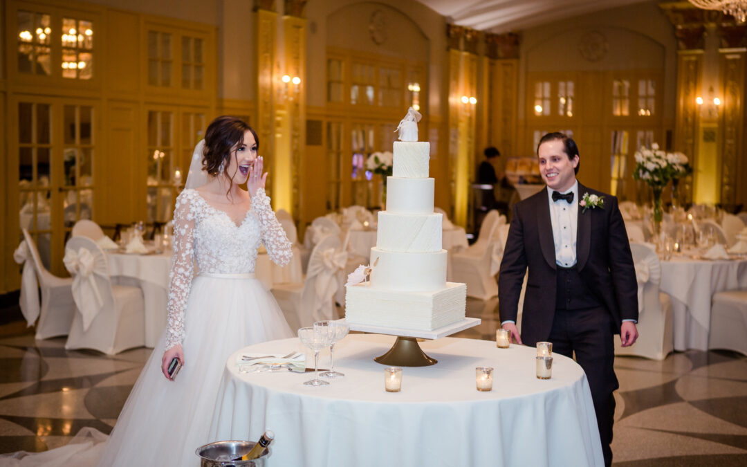 Kelsie + Taylor -Simple Elegance Real Wedding
