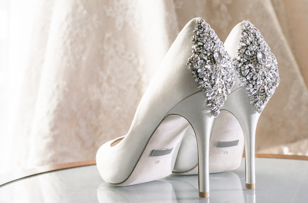 Melissa + Luke Kansas City Wedding