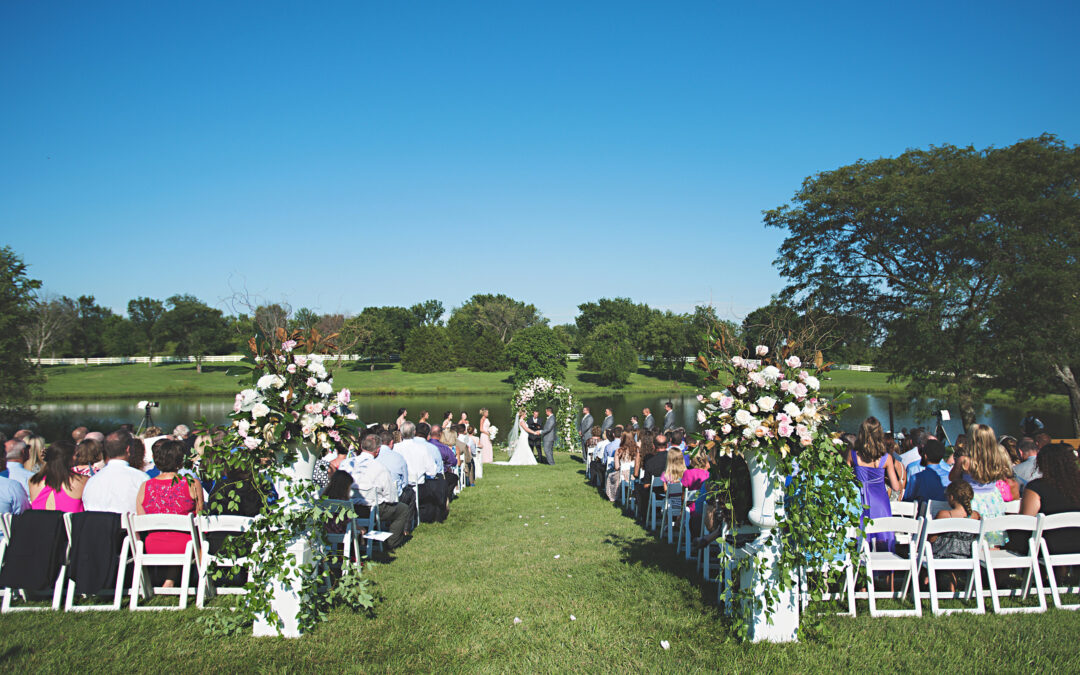 Simple Elegance – Romantic Milldale Farm Wedding
