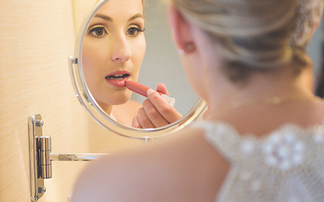 Amanda + Greg – Modern Simple Elegance Wedding