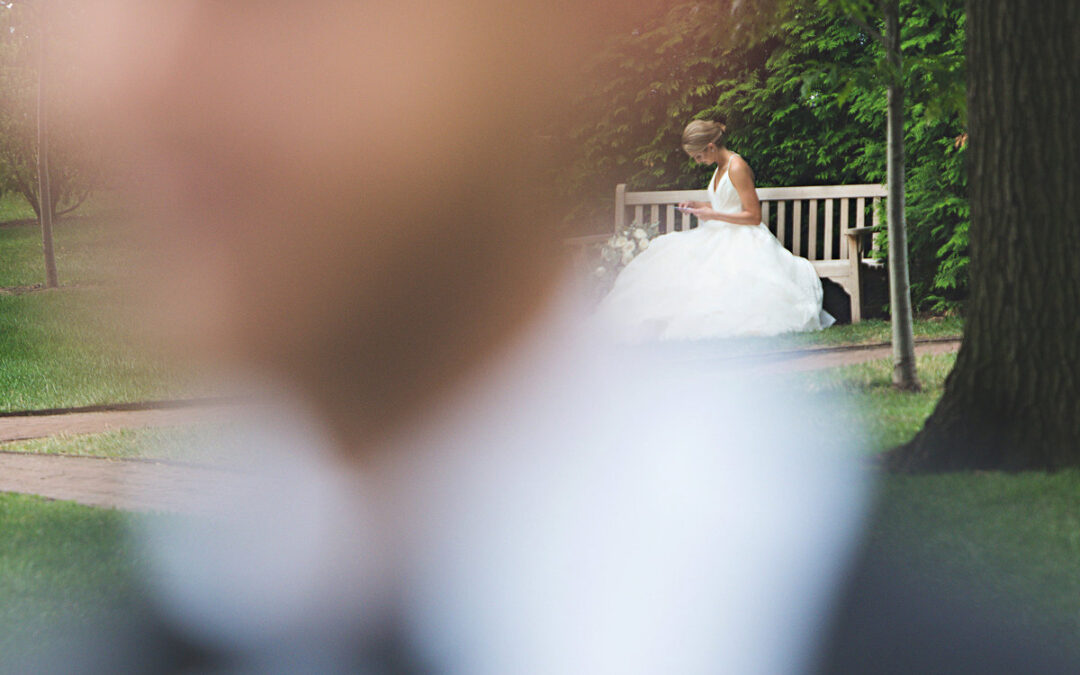 Amanda + Greg – Modern Simple Elegance Wedding