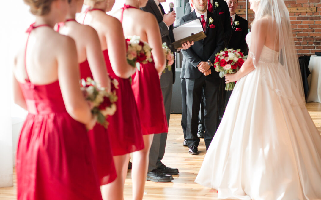 Lindsey + George – Modern Romance at The Berg