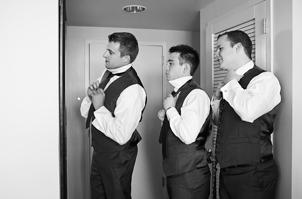 Nicole + Collin – Rustic Hallbrook Country Club Wedding