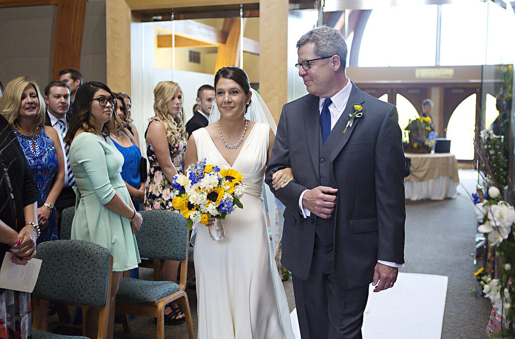 Nicole + Collin – Rustic Hallbrook Country Club Wedding