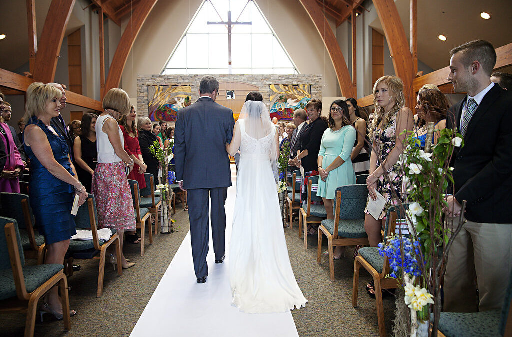 Nicole + Collin – Rustic Hallbrook Country Club Wedding