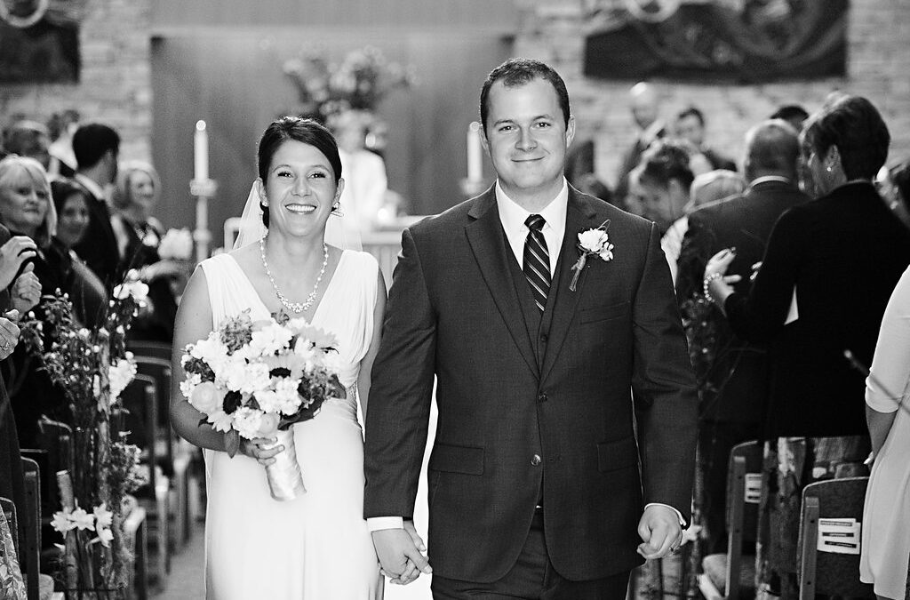 Nicole + Collin – Rustic Hallbrook Country Club Wedding
