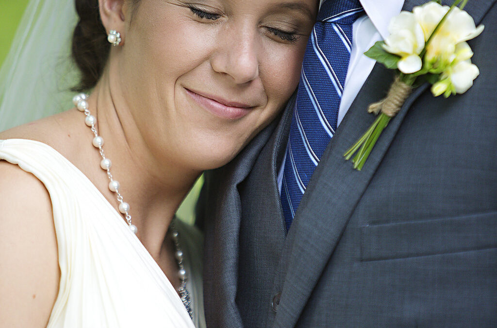 Nicole + Collin – Rustic Hallbrook Country Club Wedding