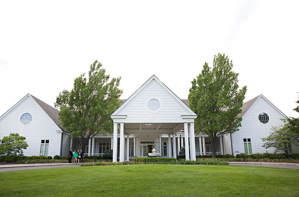 Nicole + Collin – Rustic Hallbrook Country Club Wedding