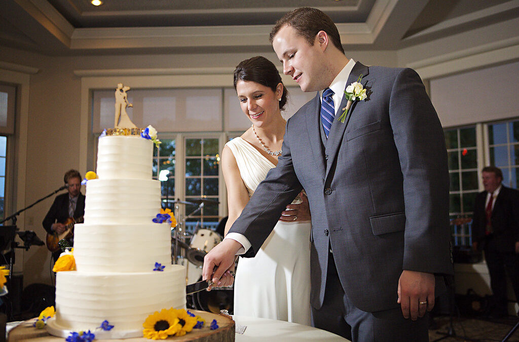 Nicole + Collin – Rustic Hallbrook Country Club Wedding