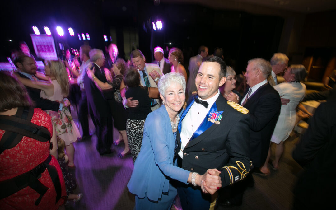 Lauren & David Wedding_photos_by_Chris_Mullins725