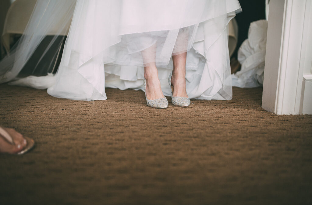 Sarah + Matt – Charming Lawrence Wedding