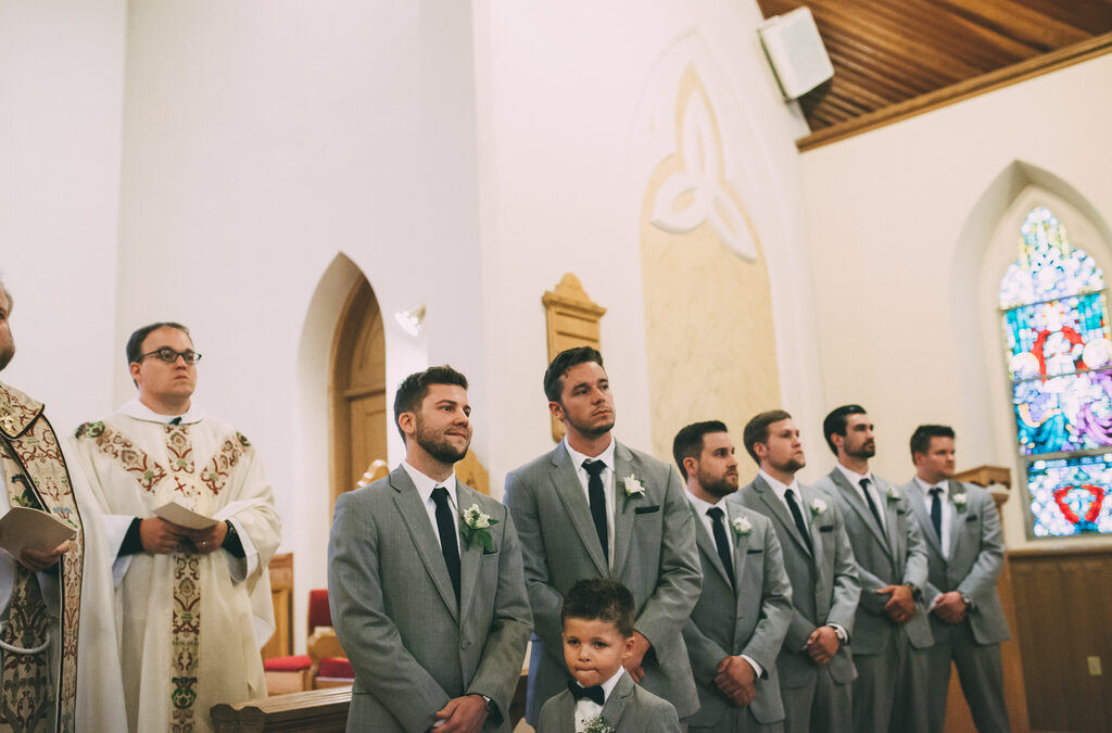 Sarah + Matt – Charming Lawrence Wedding