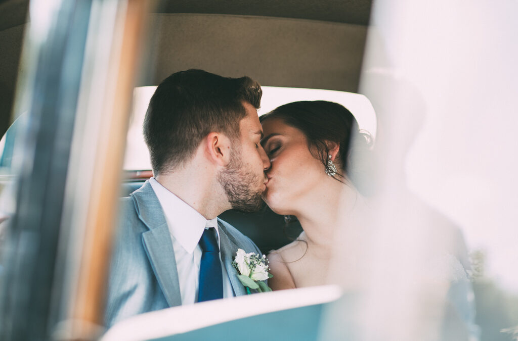 Sarah + Matt – Charming Lawrence Wedding