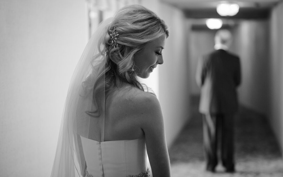 Kansas City Real Wedding – Paige + Morgan – Simple Elegance Wedding Coordination