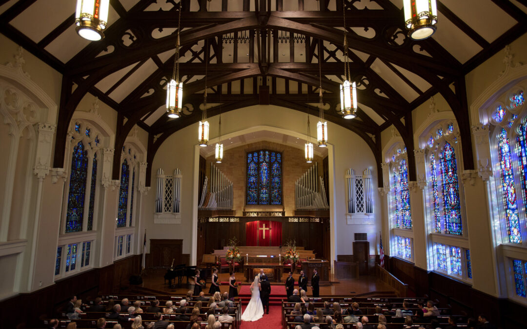 Kansas City Real Wedding – Paige + Morgan – Simple Elegance Wedding Coordination