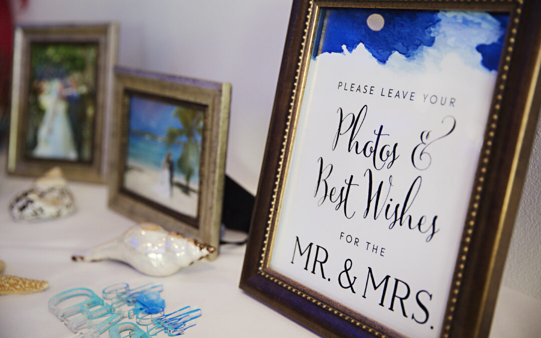 Ashley + Kevin – Modern Kansas City Reception