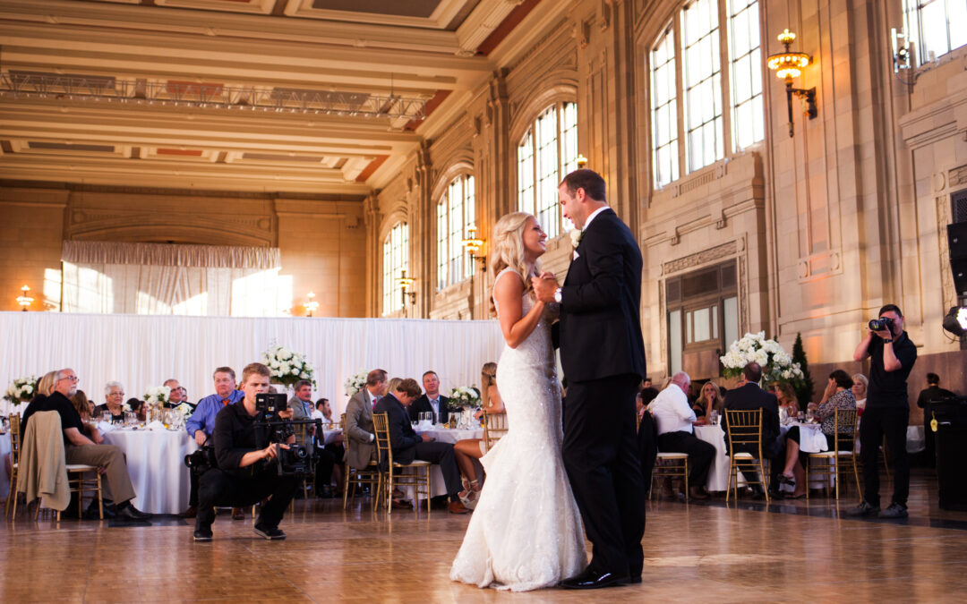 Geneva + Kale’s Classic Simple Elegance Union Station Kansas City Wedding