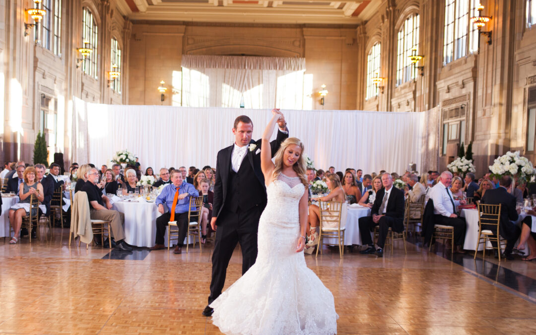 Geneva + Kale’s Classic Simple Elegance Union Station Kansas City Wedding
