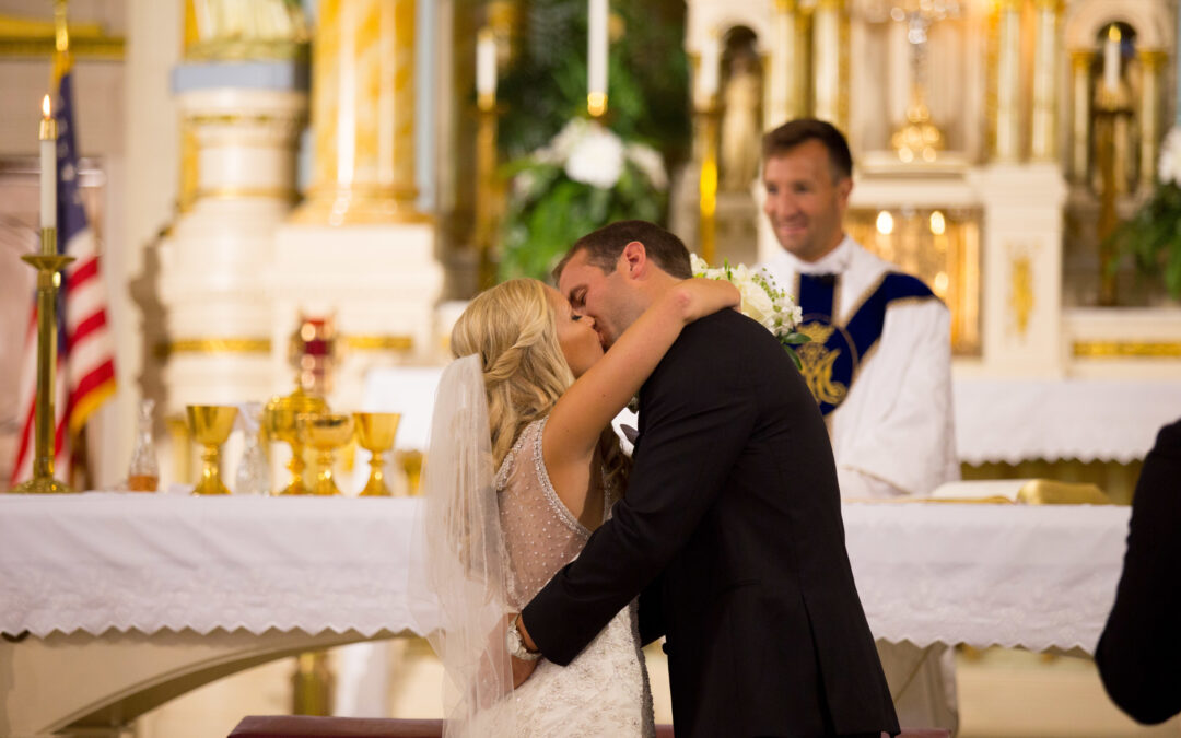 Geneva + Kale’s Classic Simple Elegance Union Station Kansas City Wedding