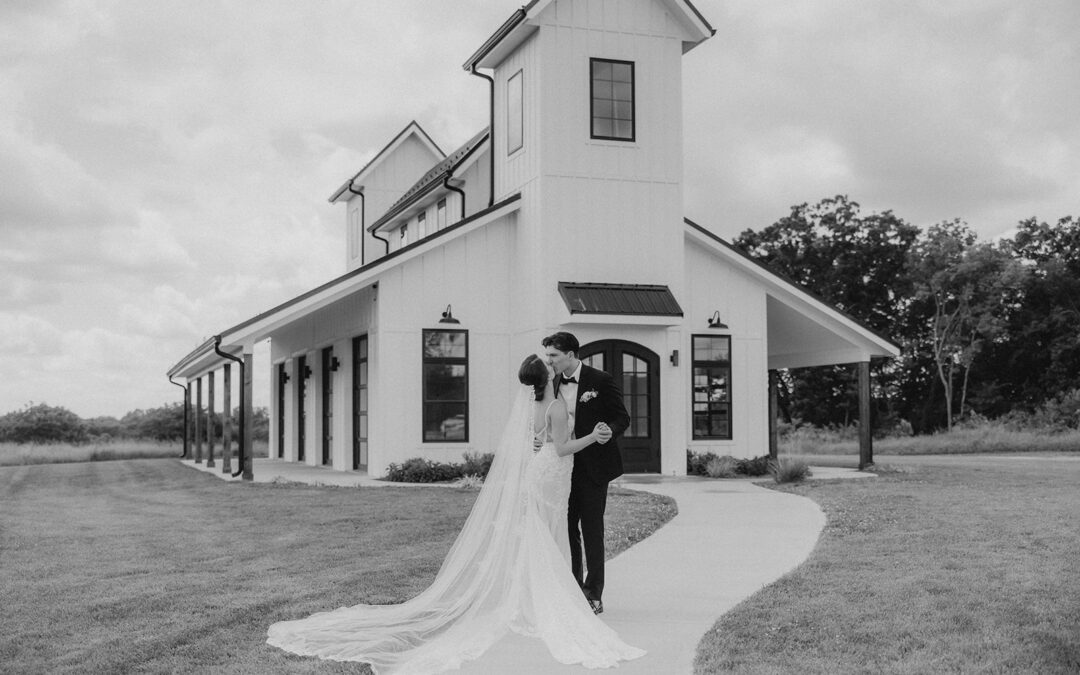 Sydney + Brian // Preview